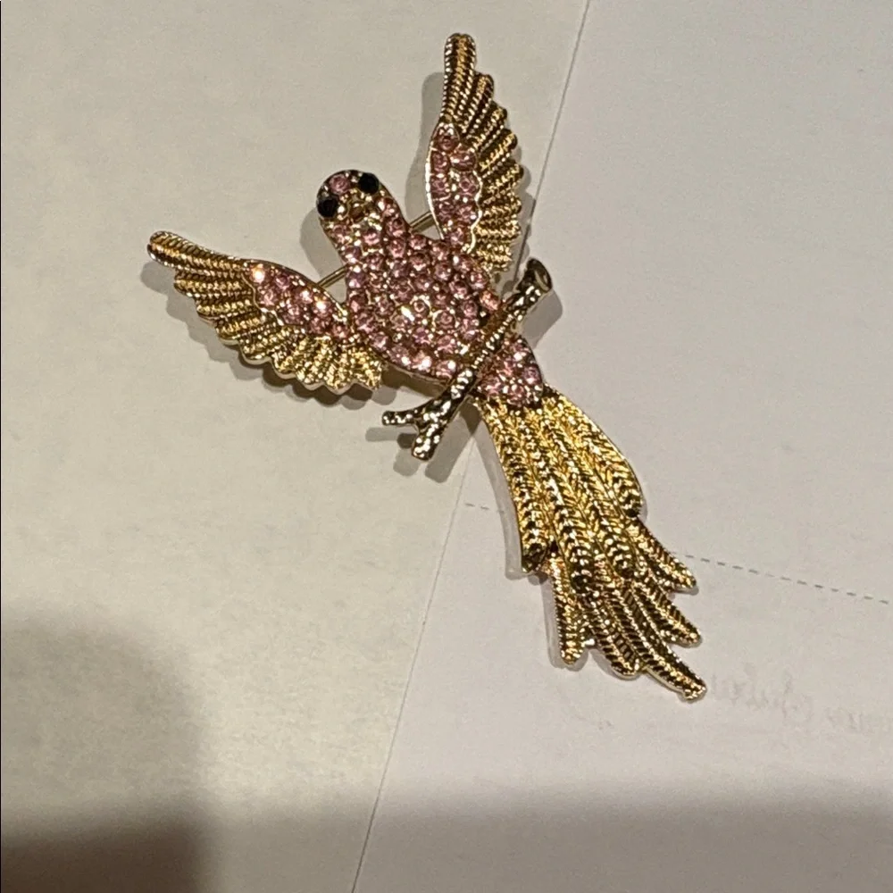 🌹New Arrival🌹Gold and Pink Parrot Brooch Pin - Decorative Bird Accessory